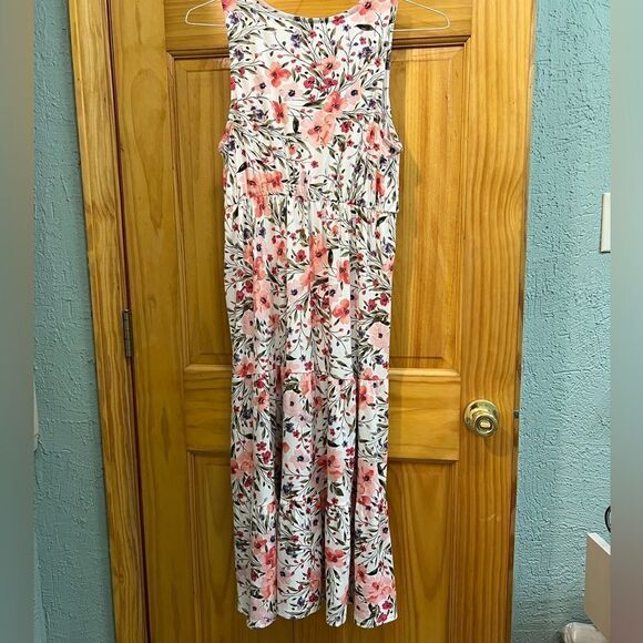 French Grey size small pink, coral, and purple floral maxi dress - Picture 4 of 5